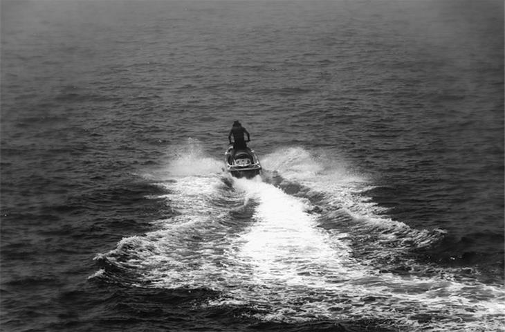 motor sailer