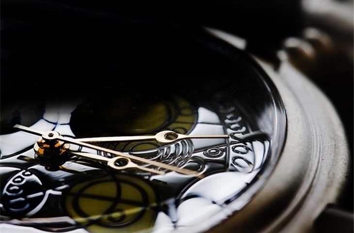 what is dial watch
