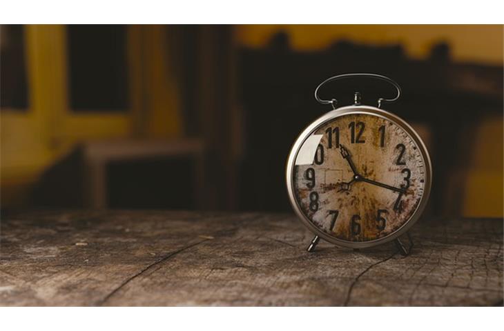 men watch analog