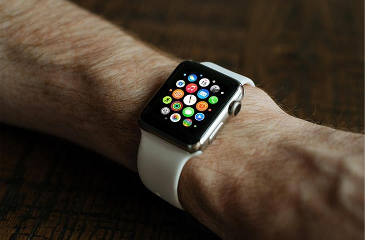 Luxury Timepiece Tech: The Future of Designer Smartwatches
